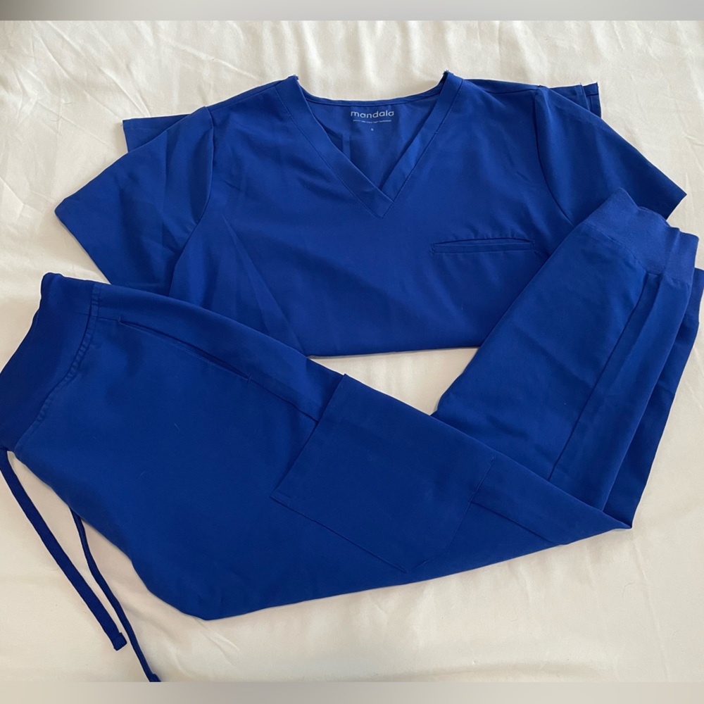 MANDALA small one pocket top & XS joggers - Galaxy blue